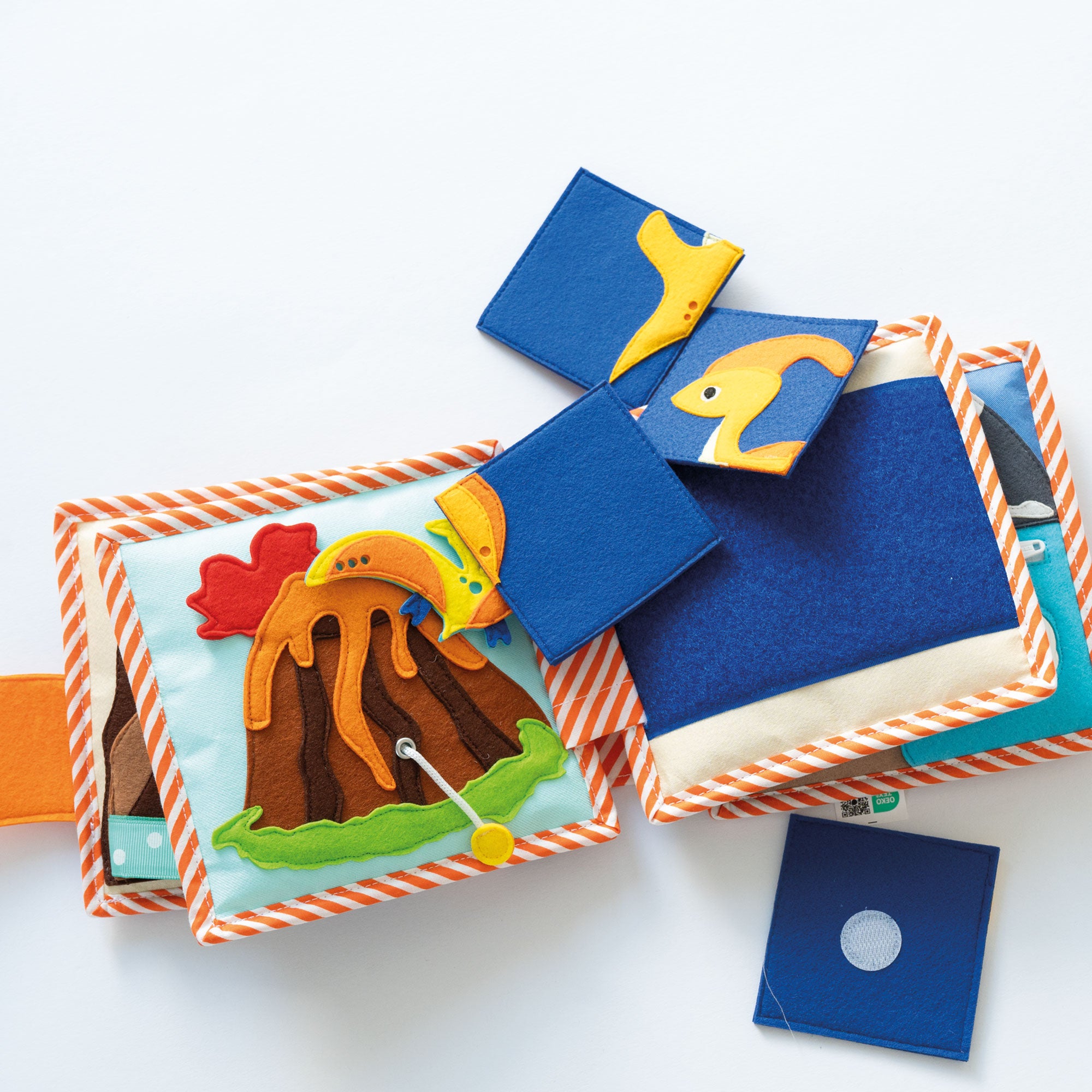 Dino Friends - 6 Pages Mini Quiet Book