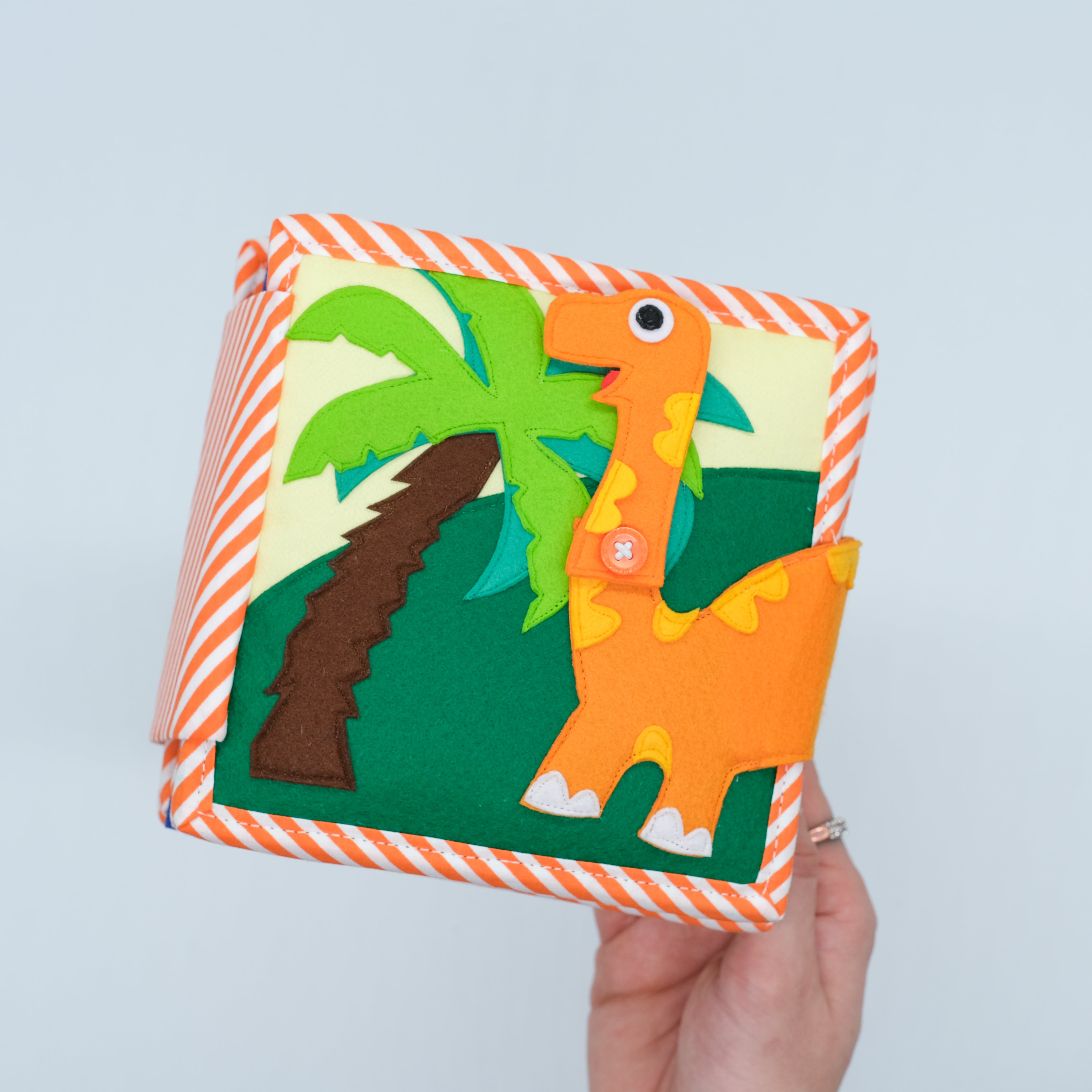 Dino Friends - 6 Pages Mini Quiet Book