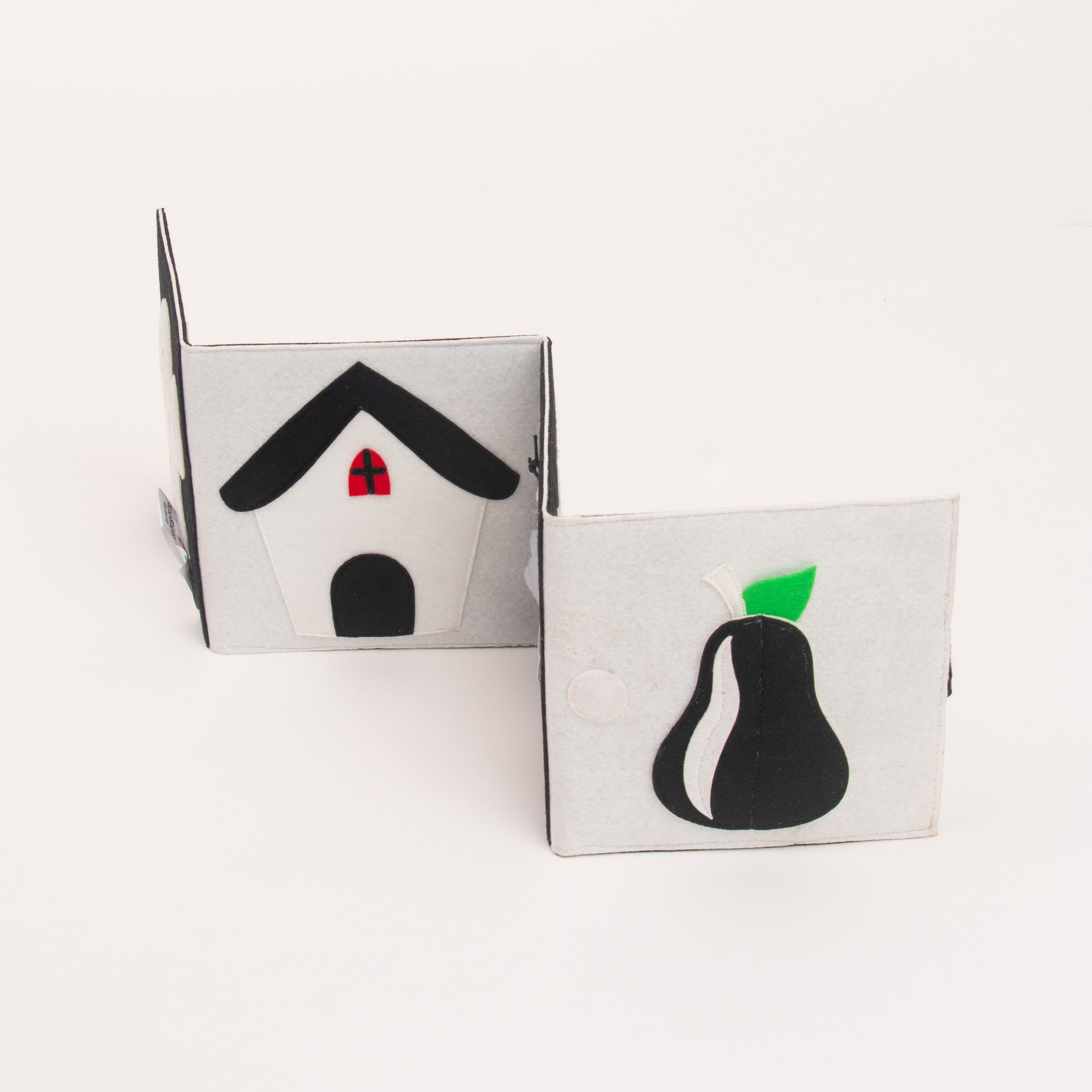 Black and White "High Contrasts" booklet